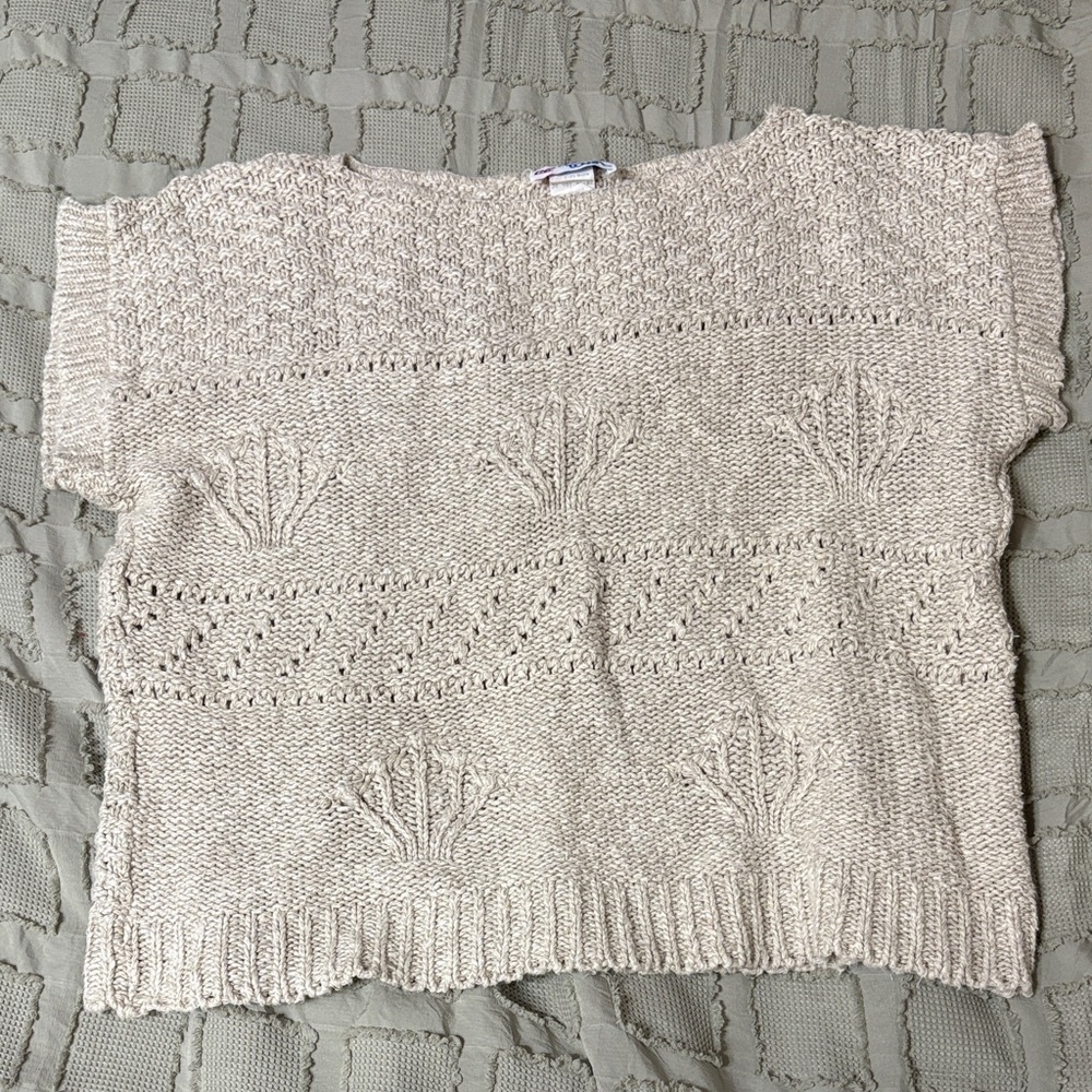 Elegant Vintage College Town Tan Knit Sweater